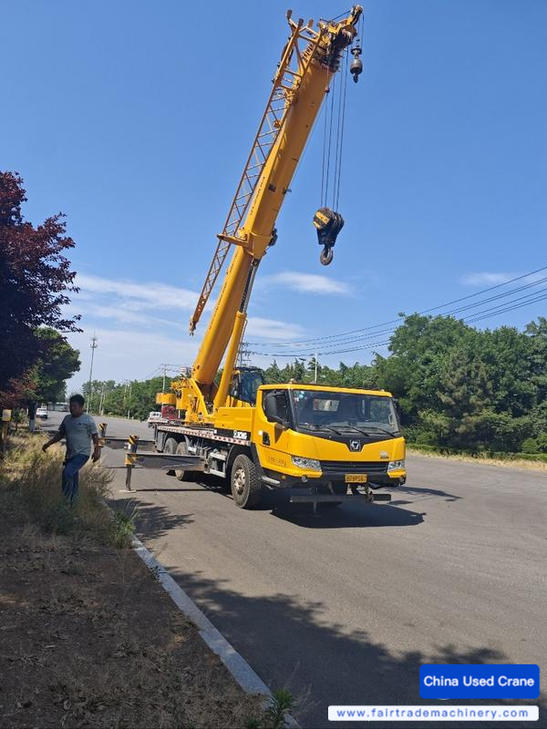 Buy XCMG 25A Used Crane / 1